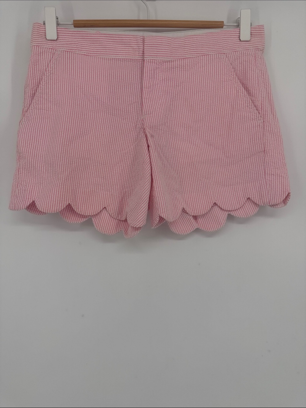 Lilly Pulitzer Buttercup Scallop Seersucker Shorts Pink 0‎
